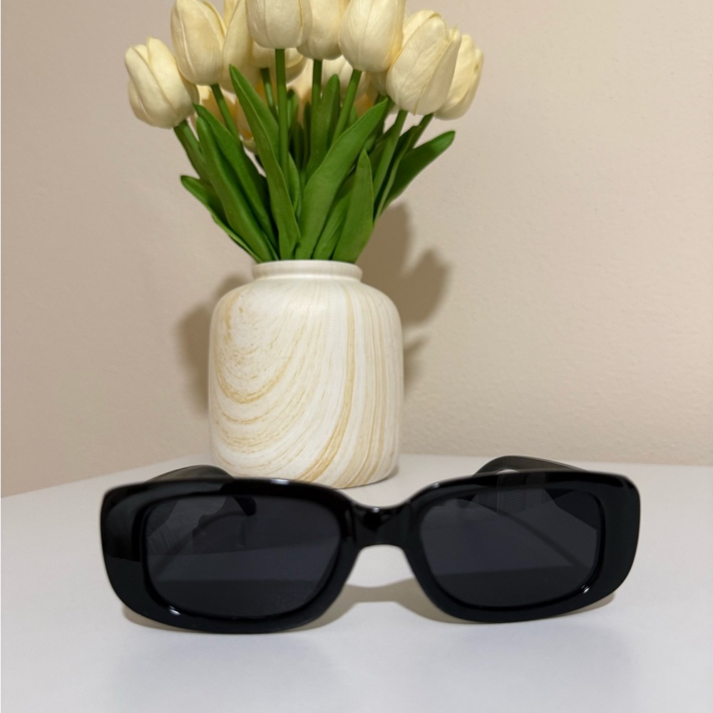Black Rectangular Sunglasses - Classic Women Accessories